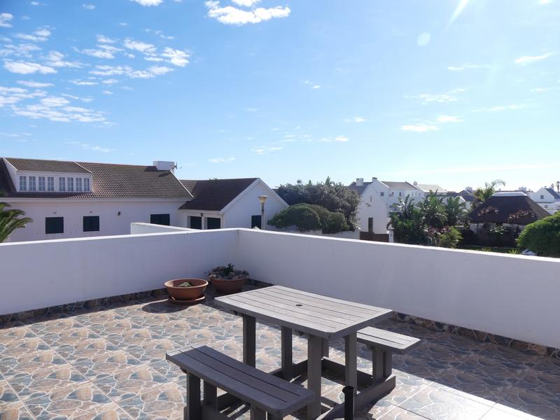 4 Bedroom Property for Sale in Golden Mile Western Cape